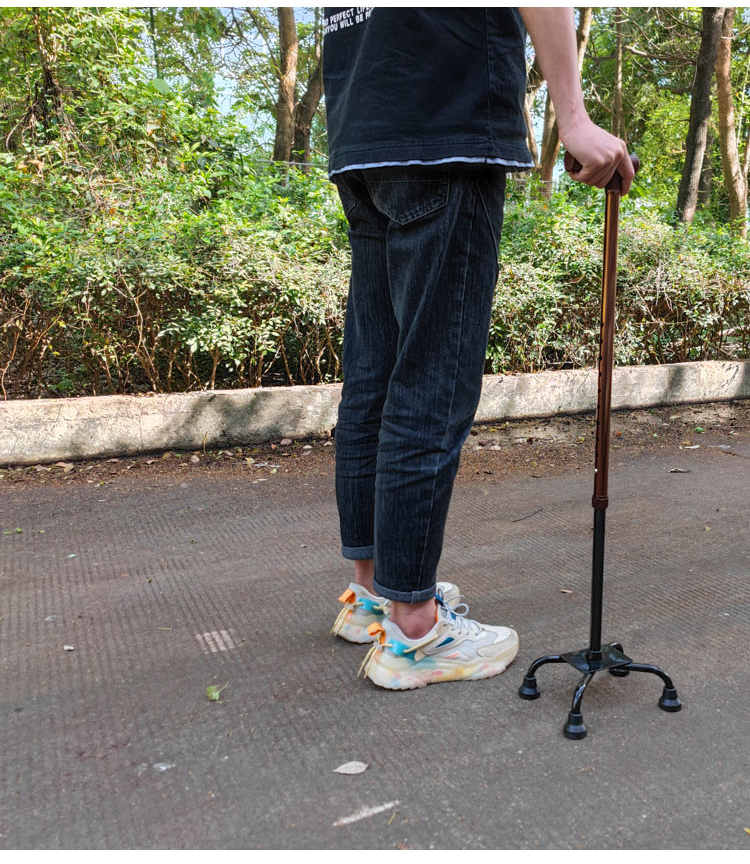 عكازات ألومنيوم 